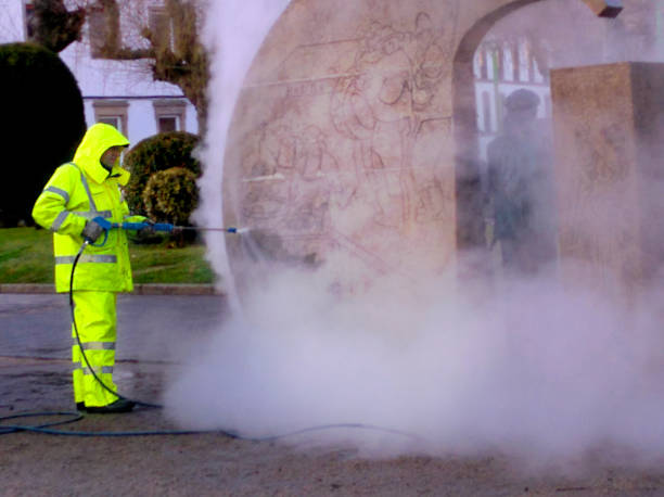 Best Concrete Pressure Washing  in Cleveland, TX